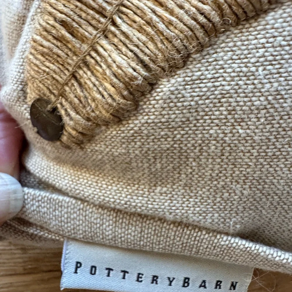 🔥NEW🔥POTTERY BARN STAR  Cottagecore RARE! Pillow Price firm!